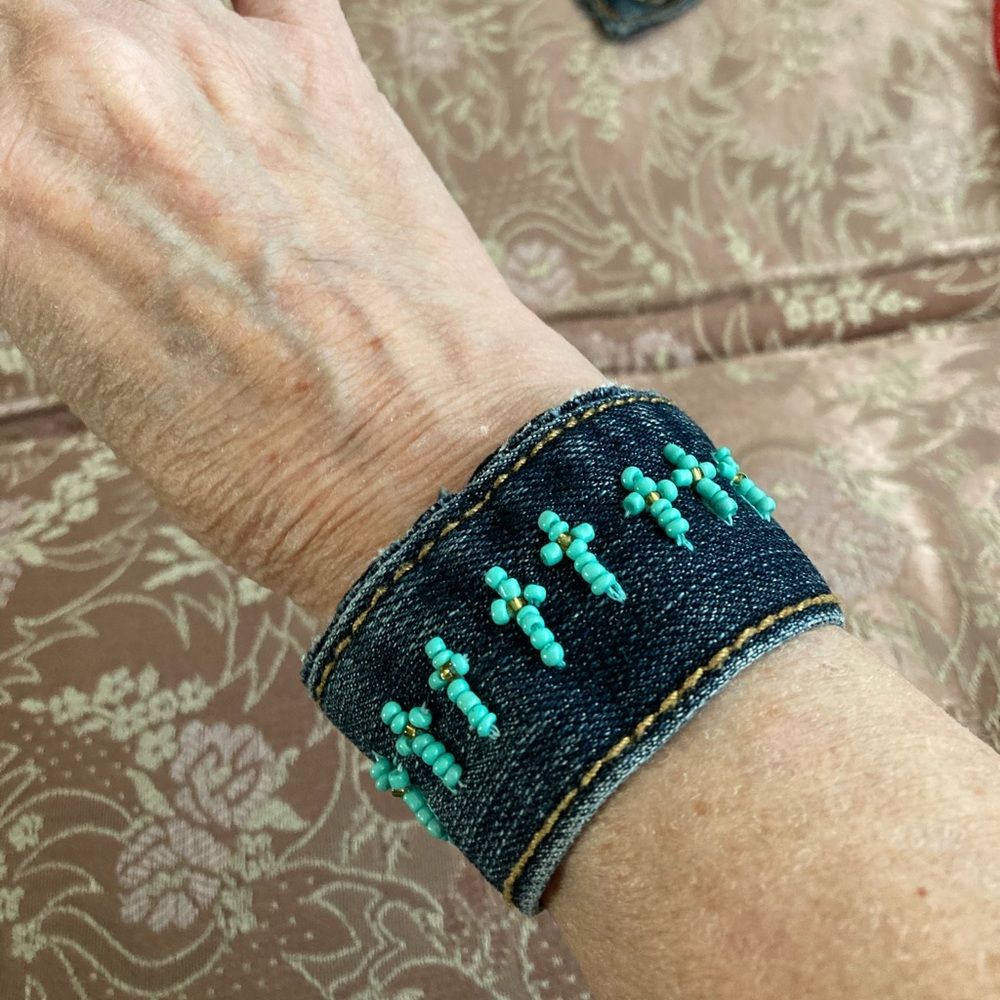 NEW hand beaded cross on jeans bracelet with snap closure